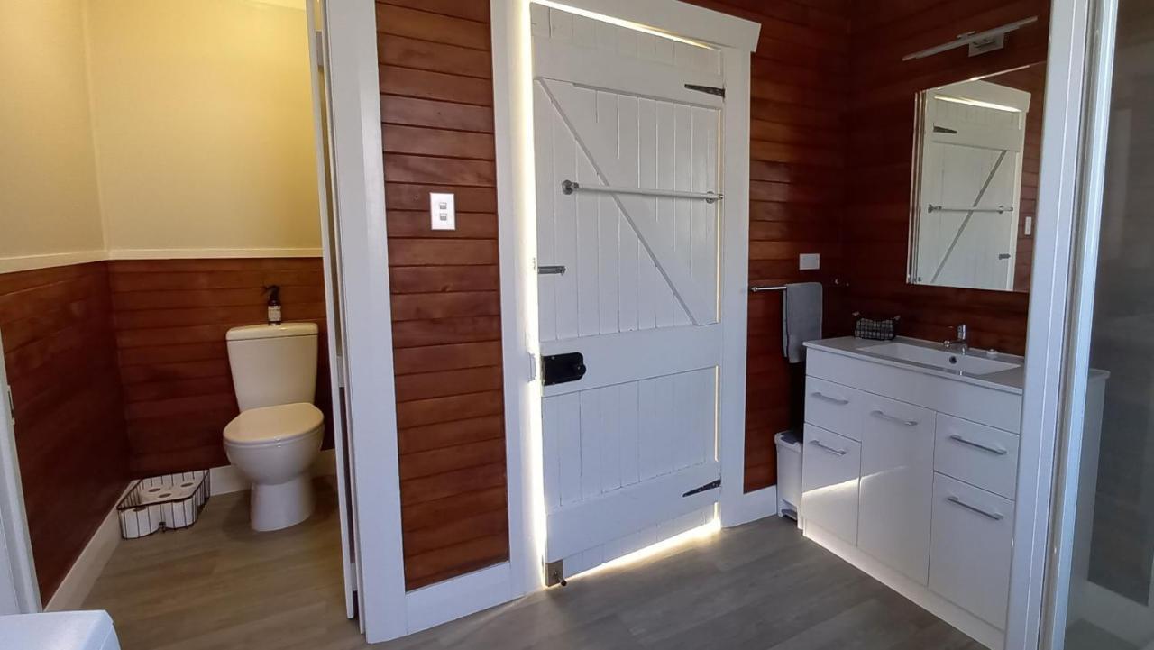 Character 2-Bedroom Unit มาสเตอร์ตัน ภายนอก รูปภาพ